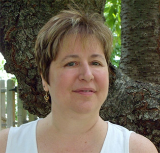 Portrait of Leslie Delp